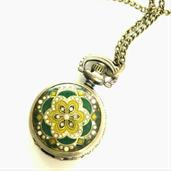アンティーク調花柄モザイクペンダントプチ懐中時計(グリーン)チェーン 和装 着物 ギフトチェーン ネックレス ギフト プレゼント アンティーク風 着物 和装 おしゃれ おすすめ 和服 ウオッチ クオーツ 時計 ギフト 人気 2021かわいい 30代 女の子